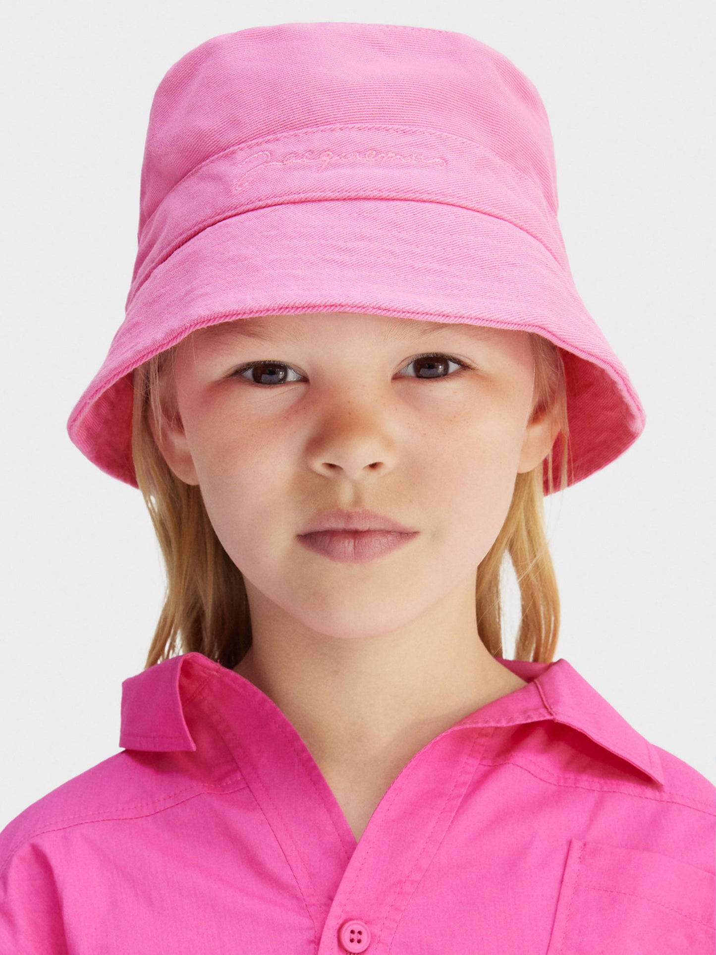 Cloche 'Le Bob Gadjo' fuchsia pour enfants