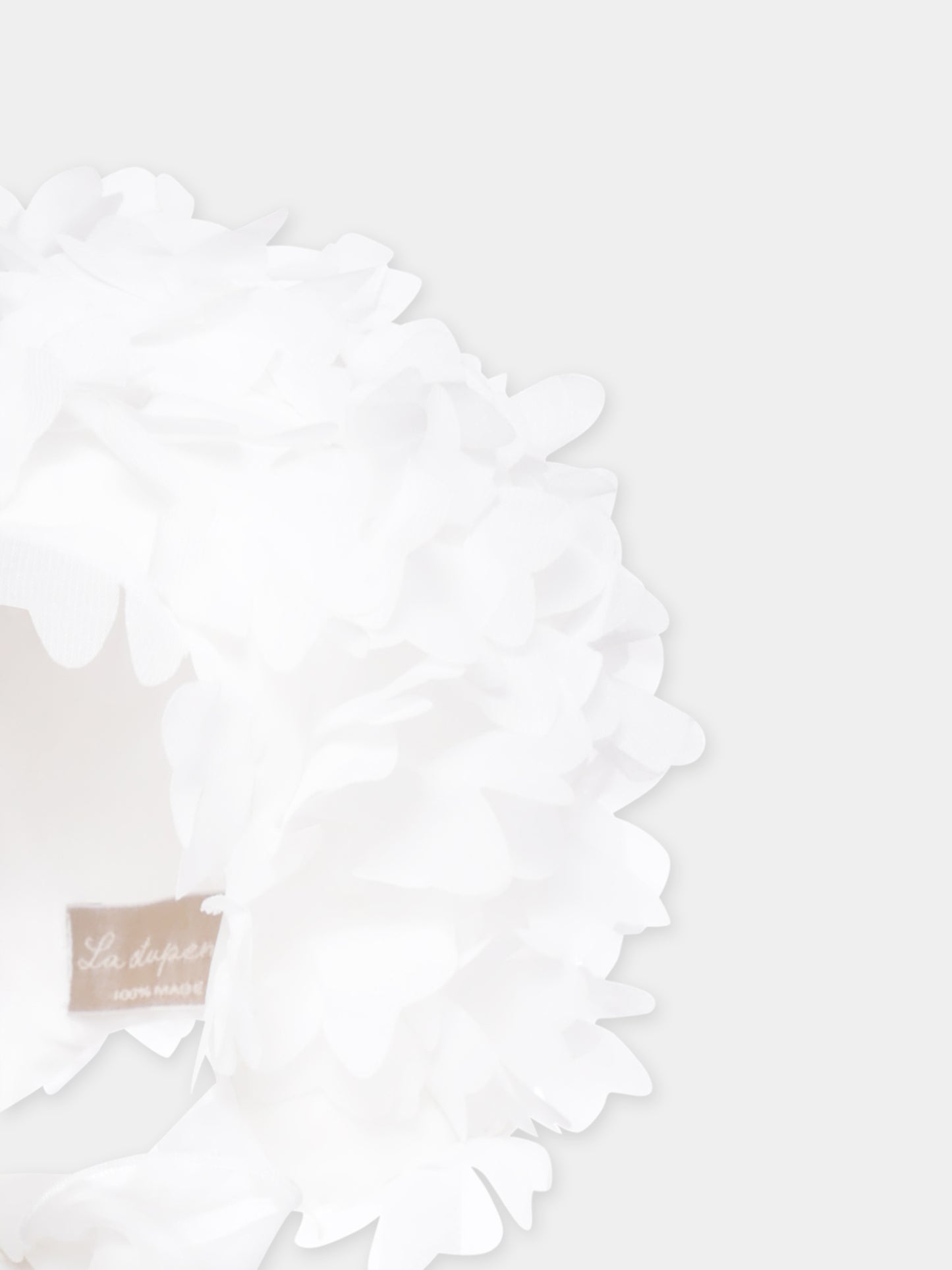 Chapeau blanc pour bébé fille