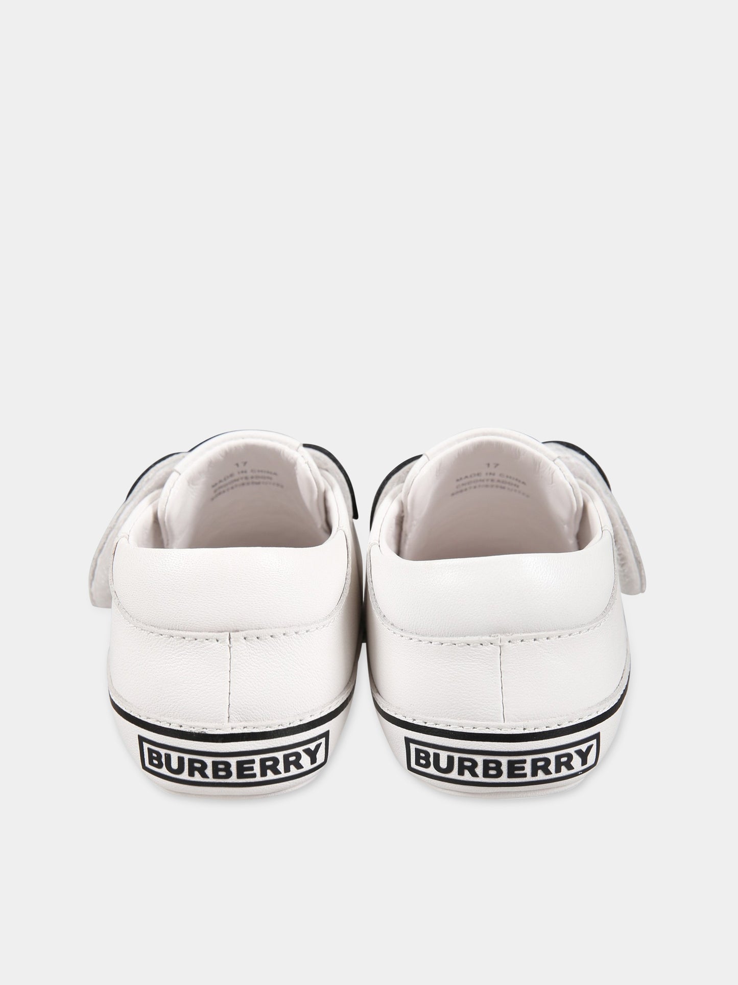 Sneakers bianche da culla per neonato con iconico Thomas Bear e logo,Burberry Kids,8064747