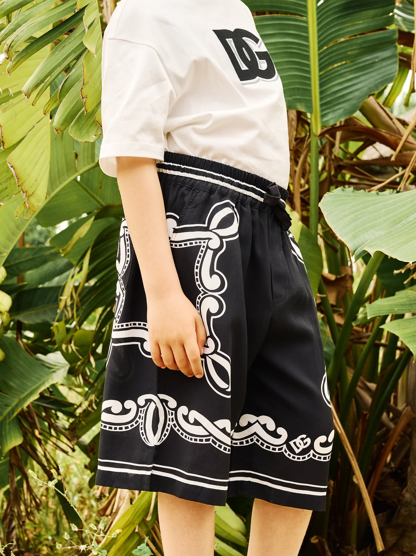 Short noir pour garçon avec logo