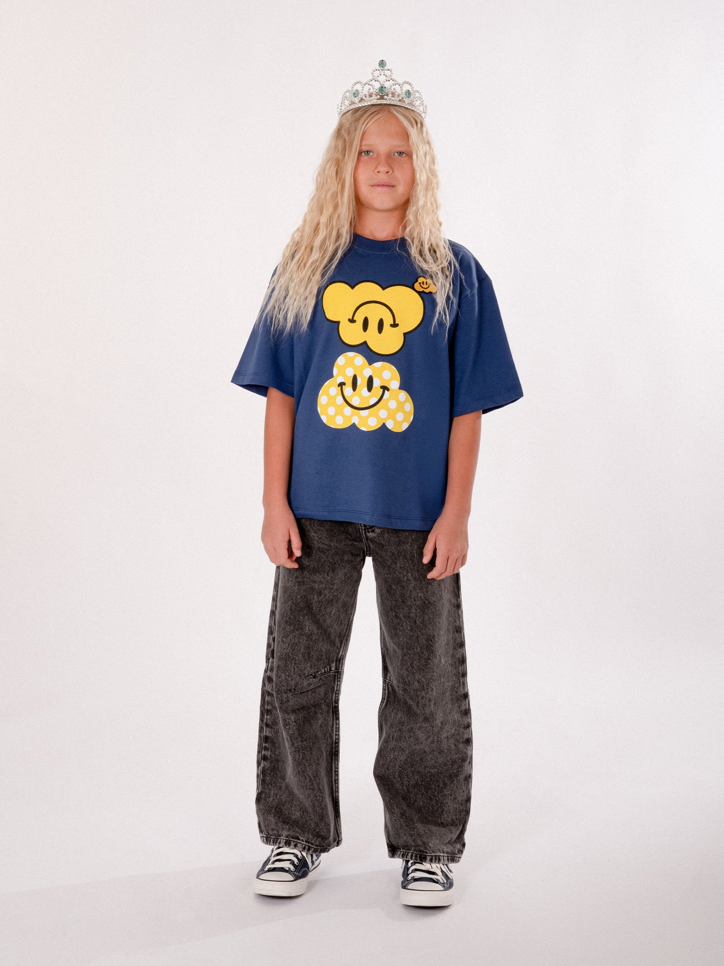 T-shirt bleu pour enfants avec nuage jaune