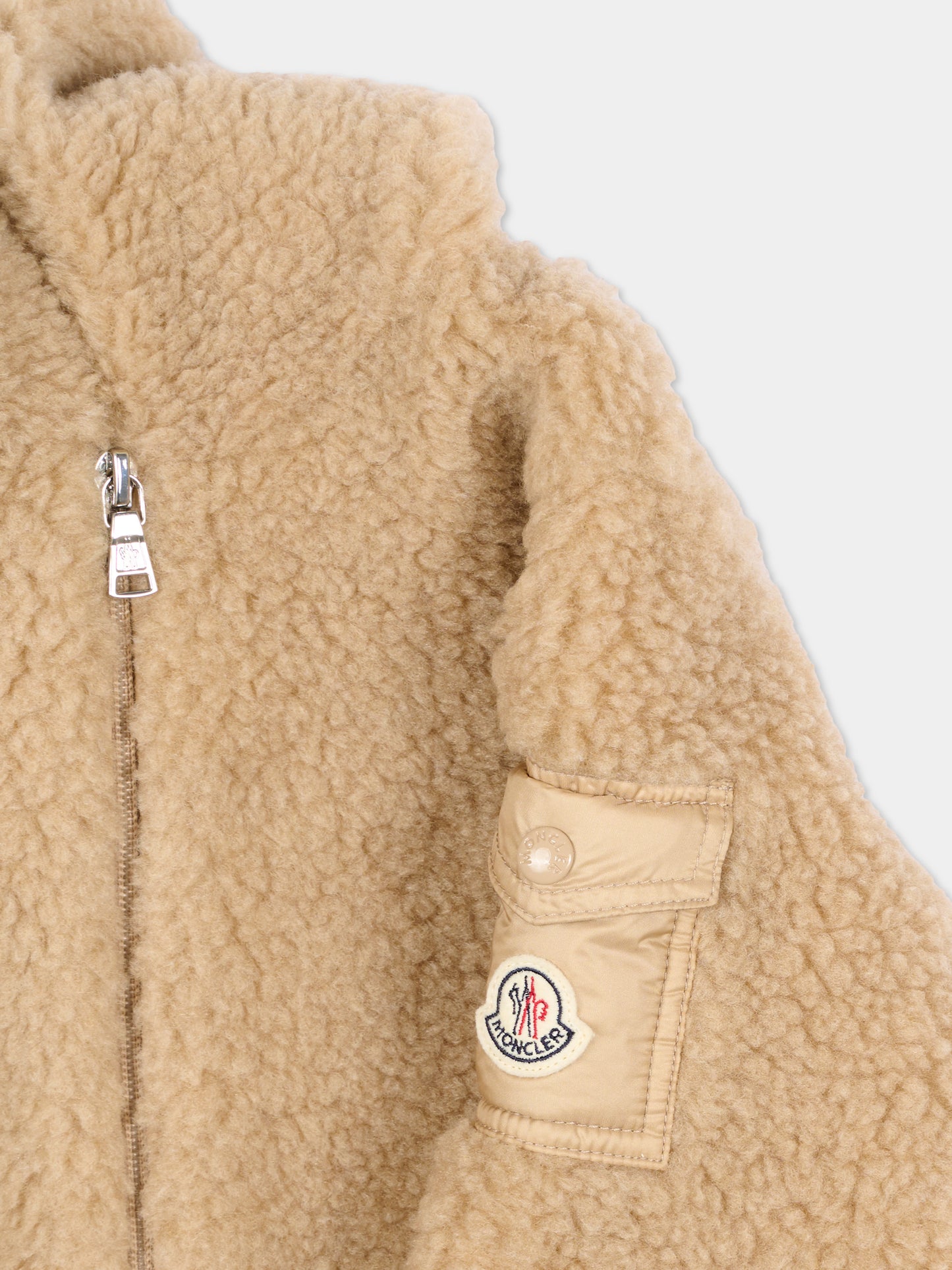 Completo sportivo beige per neonati con logo,Moncler Kids,L2951 8M00001 89A3X 239